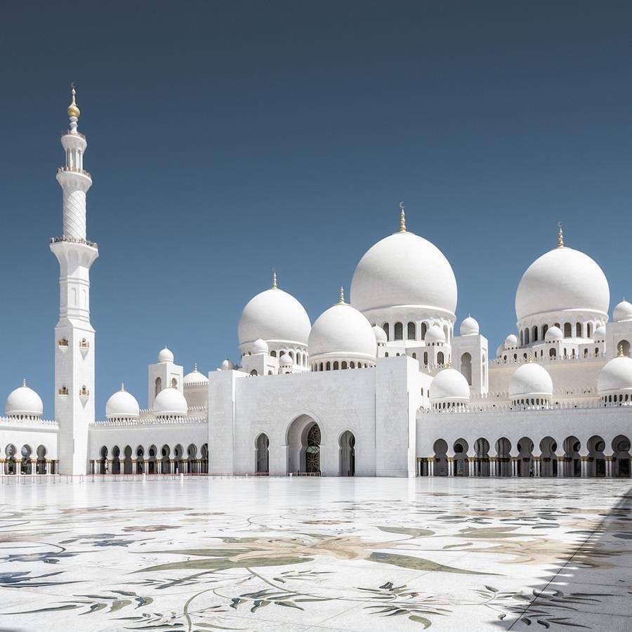 White domes and minarets of Sheikh Zayed Grand Mosque in Abu Dhabi